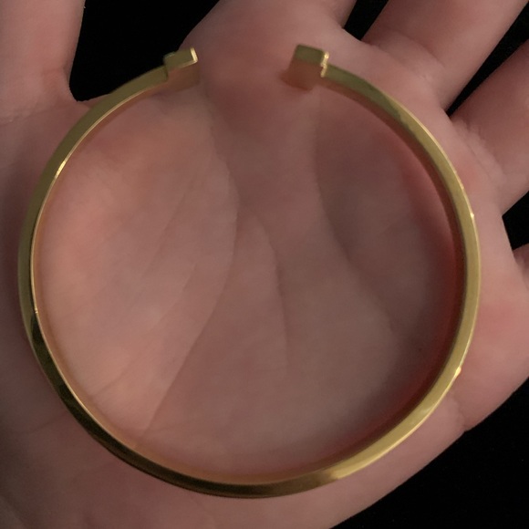 Jewelry: Bracelets - Picture 3 of 3